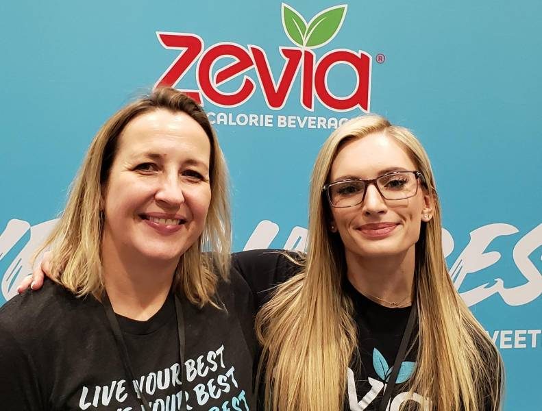alison_odonnell_l_and_amie_brenner_at_zevia-9020679
