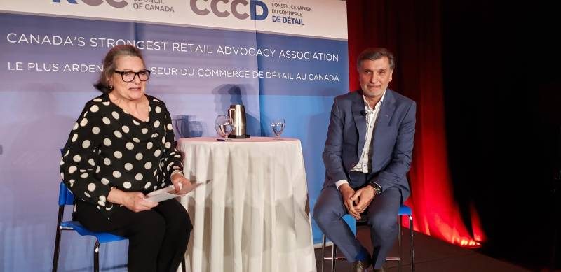 diane_brisebois_of_the_retail_council_of_canada_with_carmen_fortino_of_metro-2550012