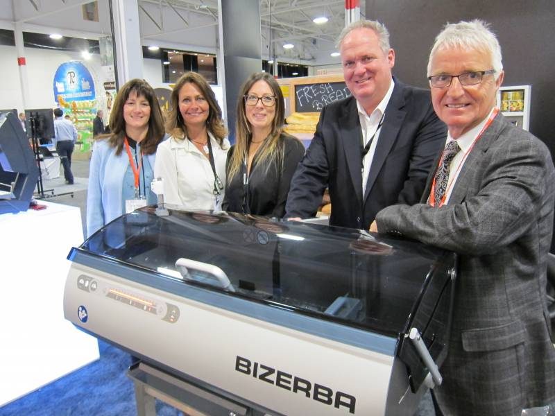 ian_longley_2nd_from_right_with_the_bizerba_team-1433432