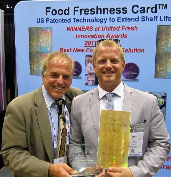 rick_and_rj_hassler_with_the_united_fresh_innovation_award_for_best_new_food_safety_solution-the_food_freshness_card-8886454