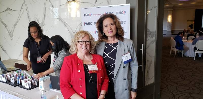 wendy_baker_of_fhcp_left_with_sandra_pupatello_of_reshoring_canada-9031750